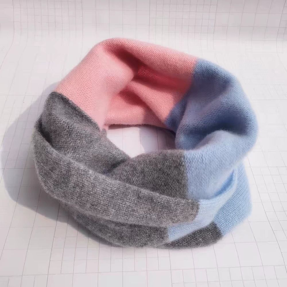 Zachte, kleurrijke, oneindige  - Infinity Scarf Knit recensie en prijs